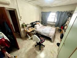 Blk 559 Jurong West Street 42 (Jurong West), HDB Executive #512377111